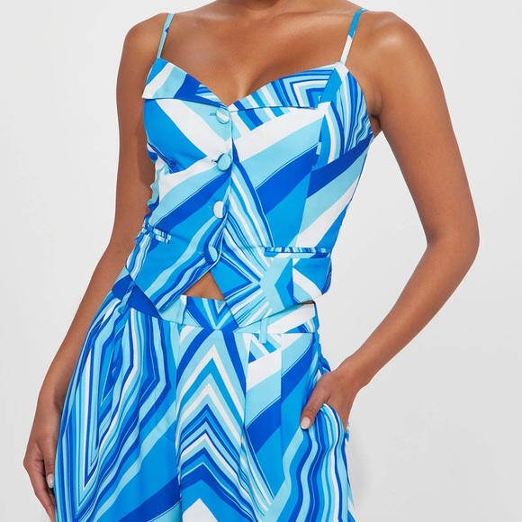 Top and bottom Set - Picture 2 of 5